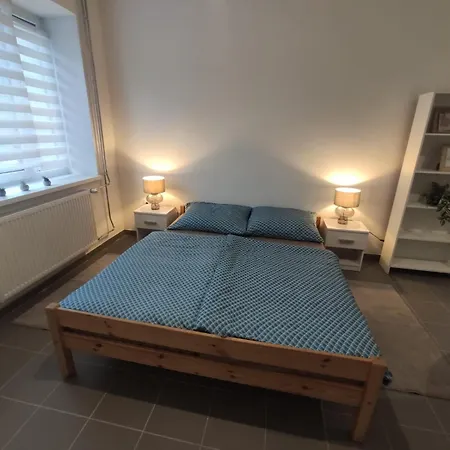 Krasny Novy Prizemny Appartement Nové Zámky