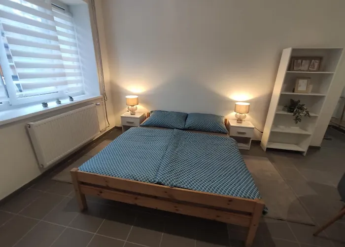 Krasny Novy Prizemny Appartement Nové Zámky